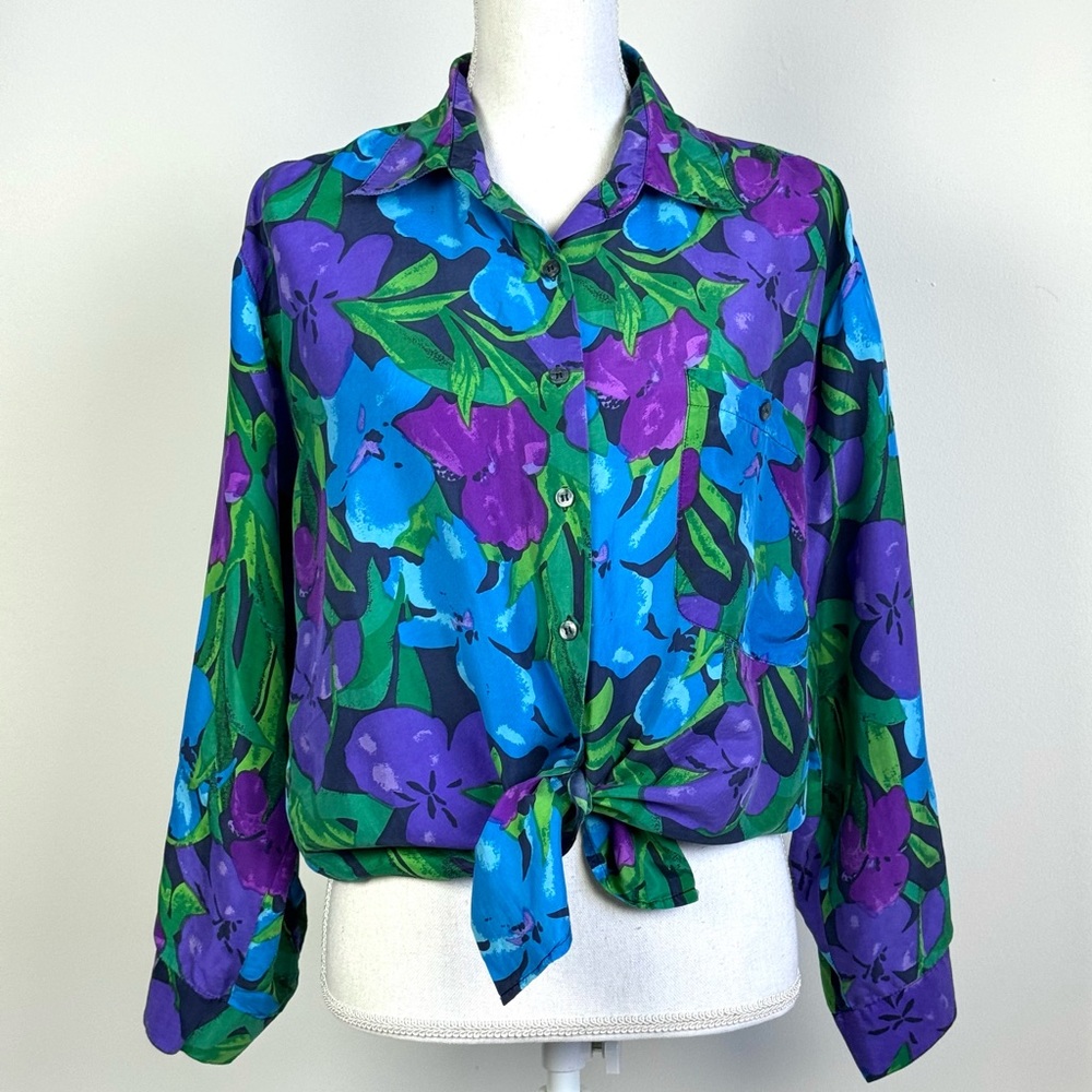 80’s Vintage Perspective 100% Silk Bold Floral Blouse